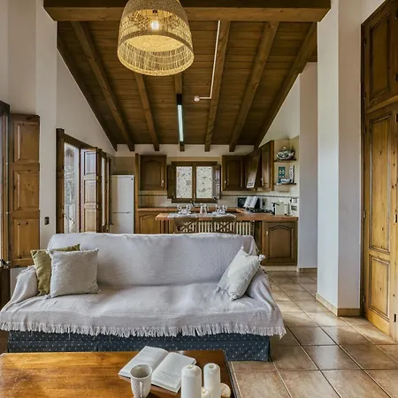 La Cabanya De La Rovira Holiday home *